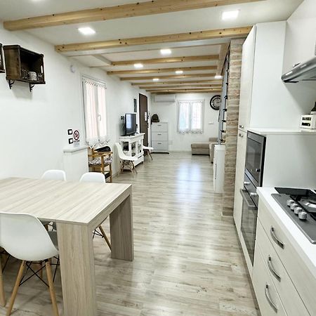 Appartement Bomboniera à Comacchio Extérieur photo